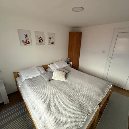 Zeman Old Town Apartamento *